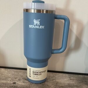 Stanley 40oz Blue Tumbler *BRAND NEW